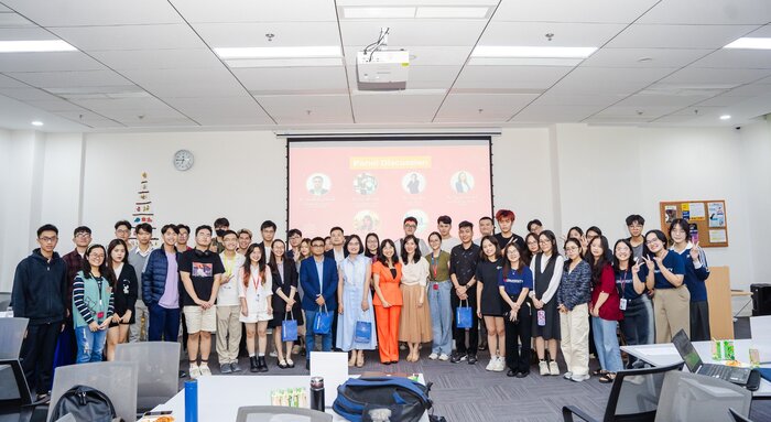 New Academic Initiatives and Student Achievements at VinUni