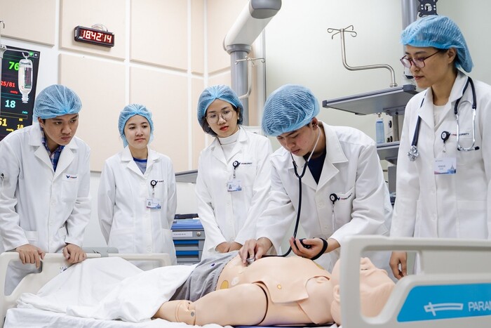 Học điều dưỡng có khó không? Cơ hội nghề nghiệp của ngành Điều dưỡng hiện nay