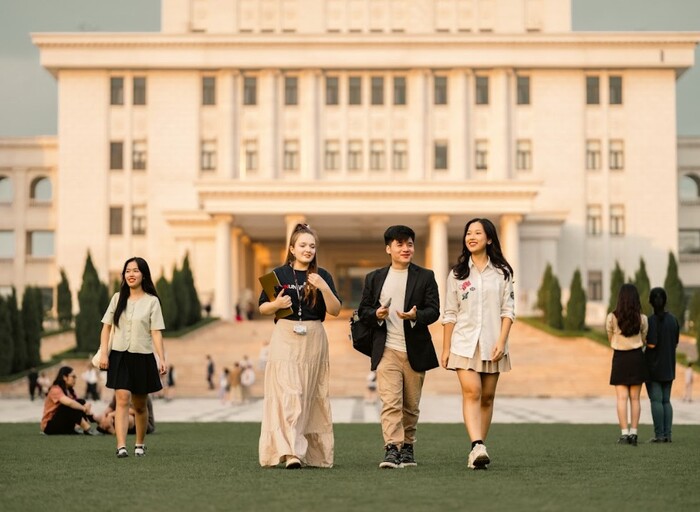 Ví dụ về giá trần, giá sàn trong kinh tế vi mô cùng công thức tính